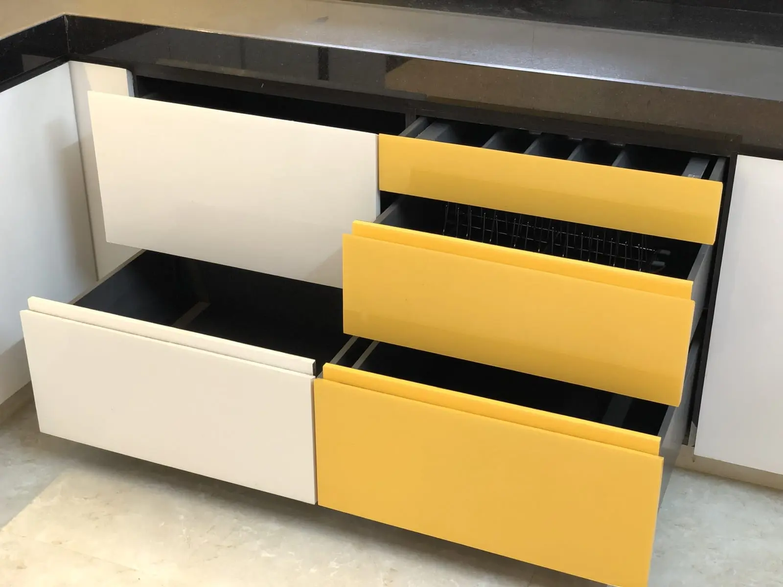 Premium Kitchen Space — photo 12